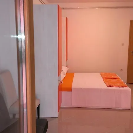 Apartments Hana Starigrad Paklenica Exterior photo